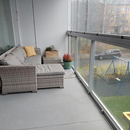 Apartmán 3-Room Apartment With Sauna And Balcony *