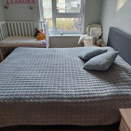 3-Room Apartment With Sauna And Balcony Apartmán *