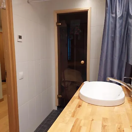 3-Room Apartment With Sauna And Balcony Apartamento *
